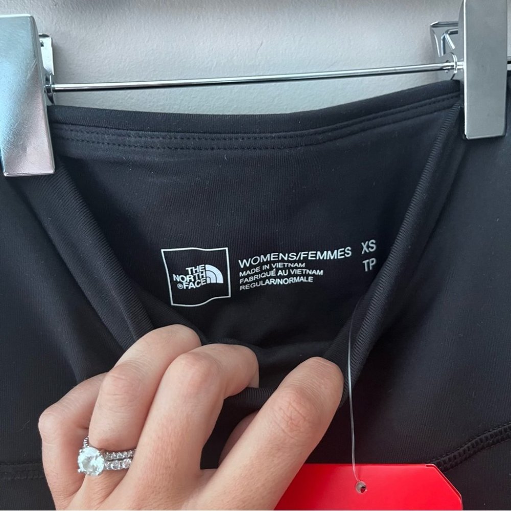 NWT The North Face Motivation High-Rise Pocket Crop Leggings Women’s Black XS - Picture 6 of 10